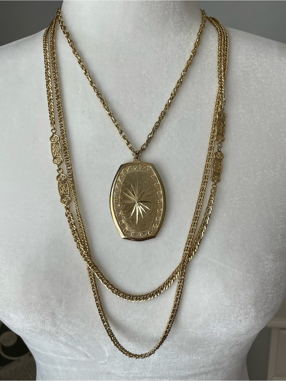 Vintage 1960s MCM Starburst Gold-Tone Multistrand Pendant Statement Necklace